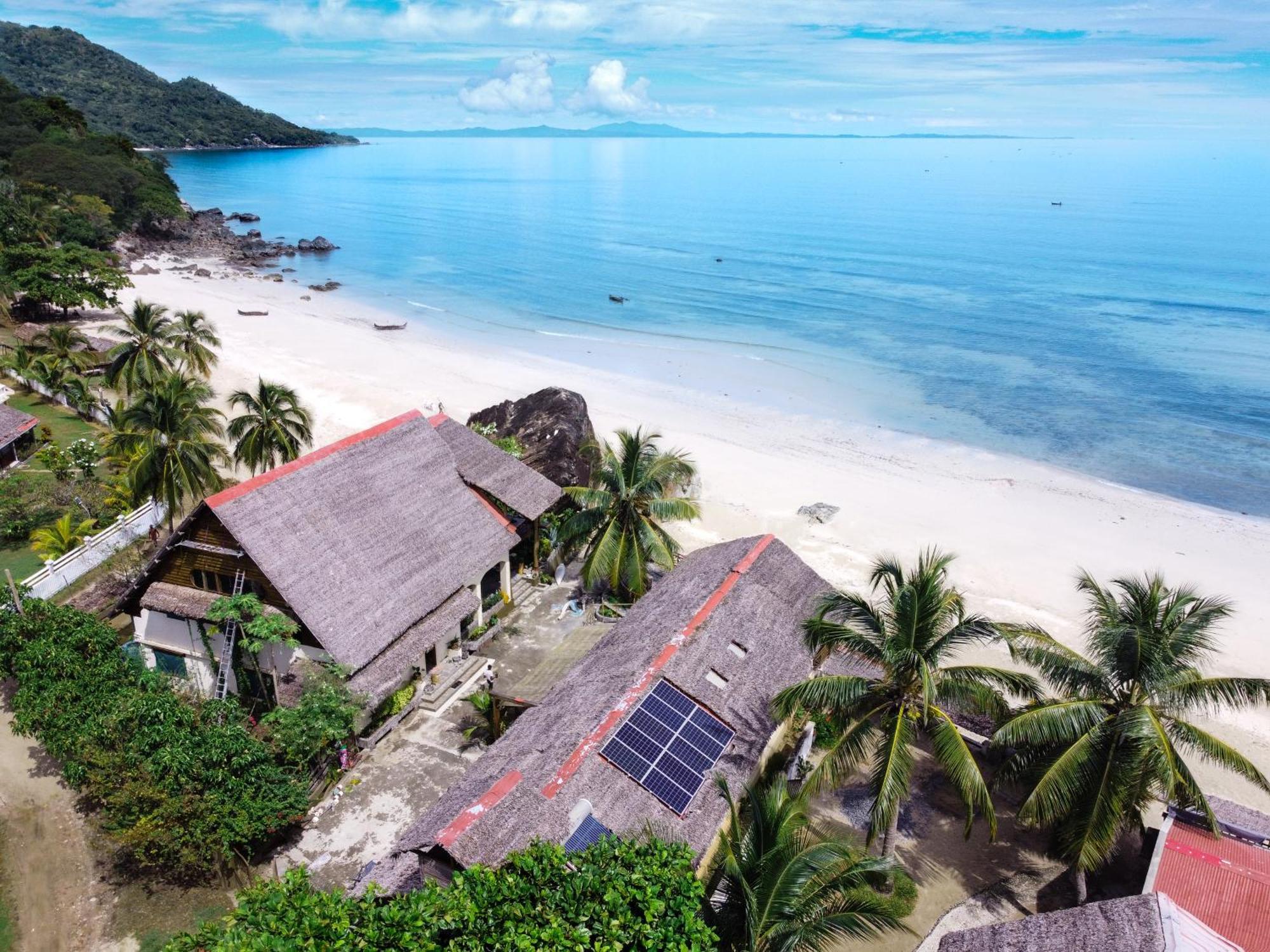 Shambala Madagascar: Beachfront Lodge And Adventures Ambolobozo 外观 照片