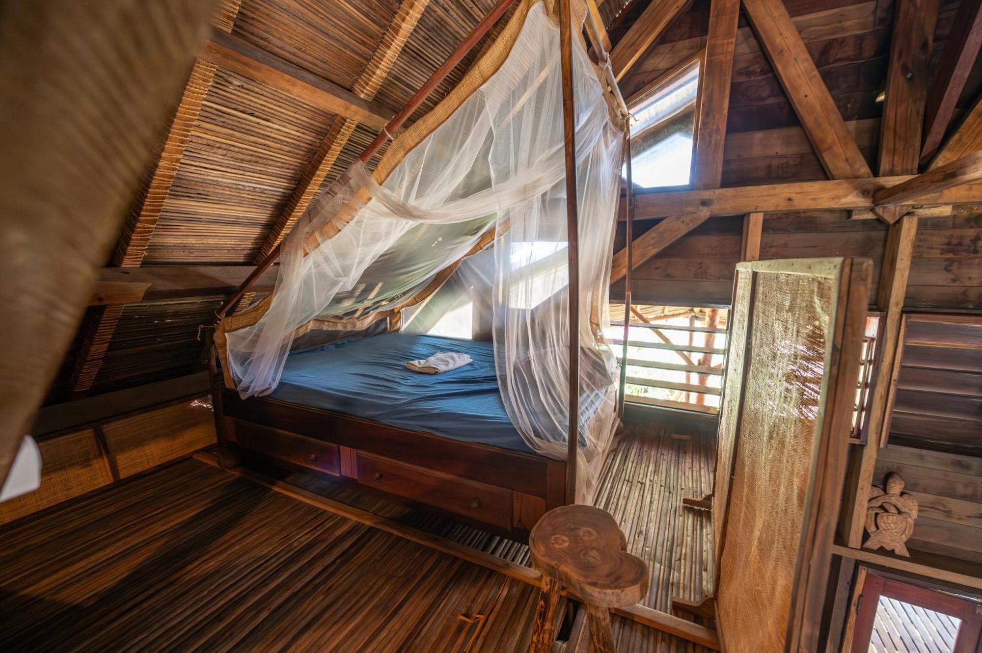 Shambala Madagascar: Beachfront Lodge And Adventures Ambolobozo 外观 照片
