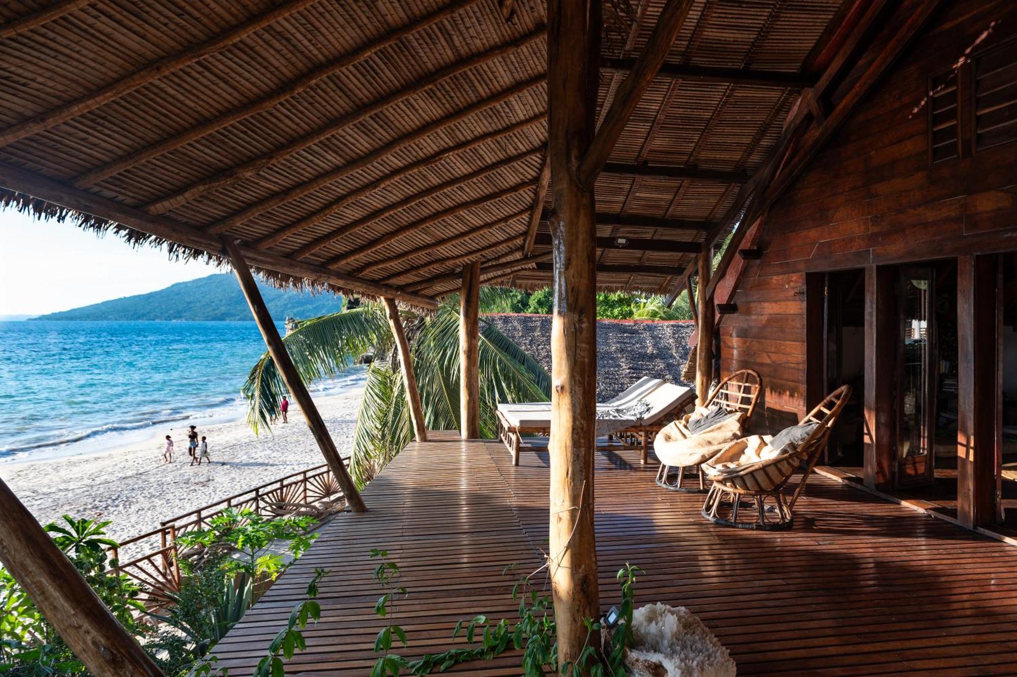 Shambala Madagascar: Beachfront Lodge And Adventures Ambolobozo 外观 照片